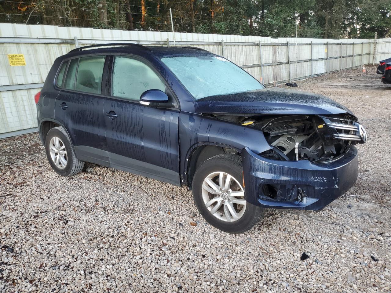 2015 Volkswagen Tiguan - Image 4
