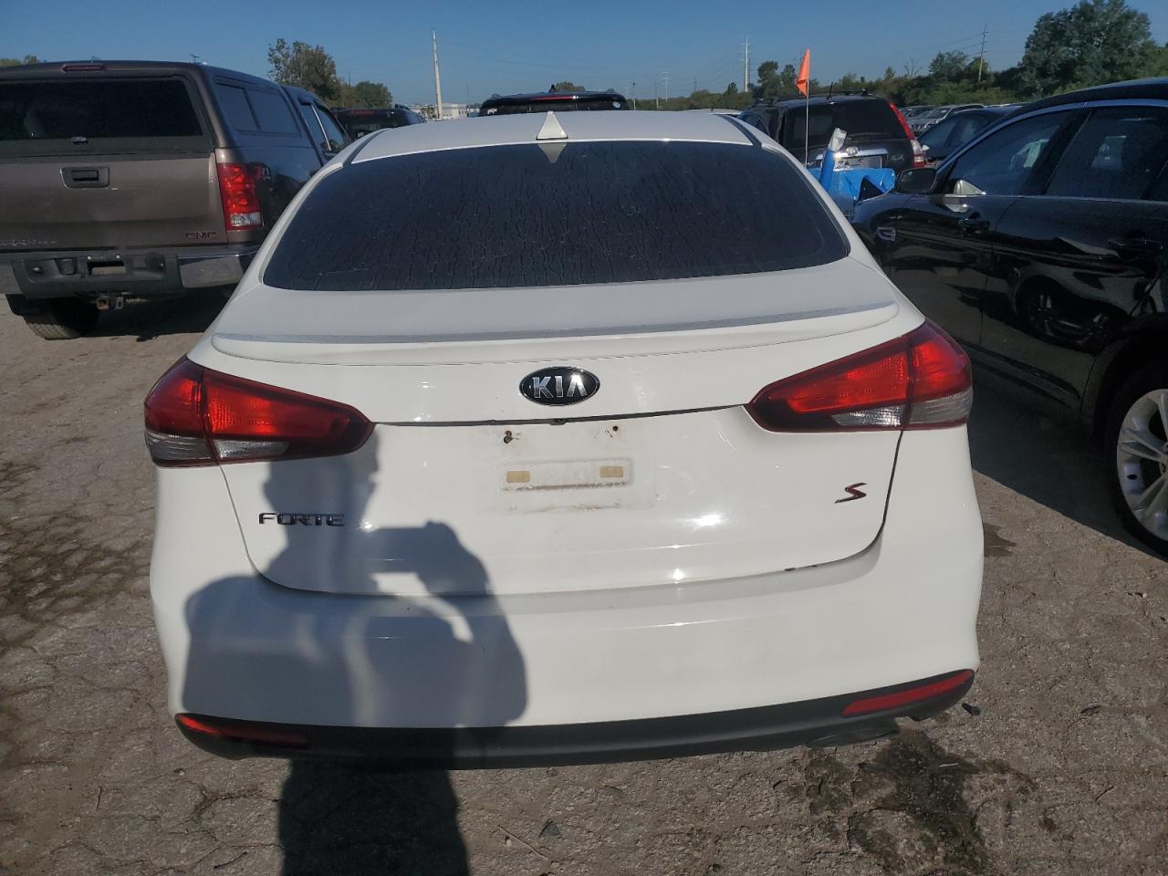 2017 Kia Forte Lx VIN: 3KPFL4A76HE014671 Lot: 72993734