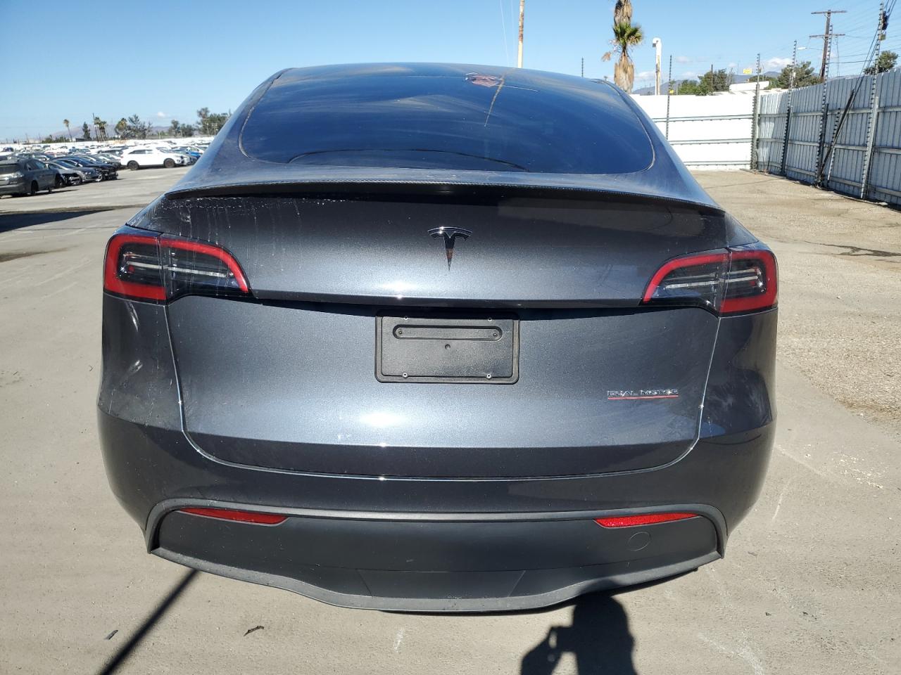 VIN 7SAYGDEF2PF743664 2023 TESLA MODEL Y no.6