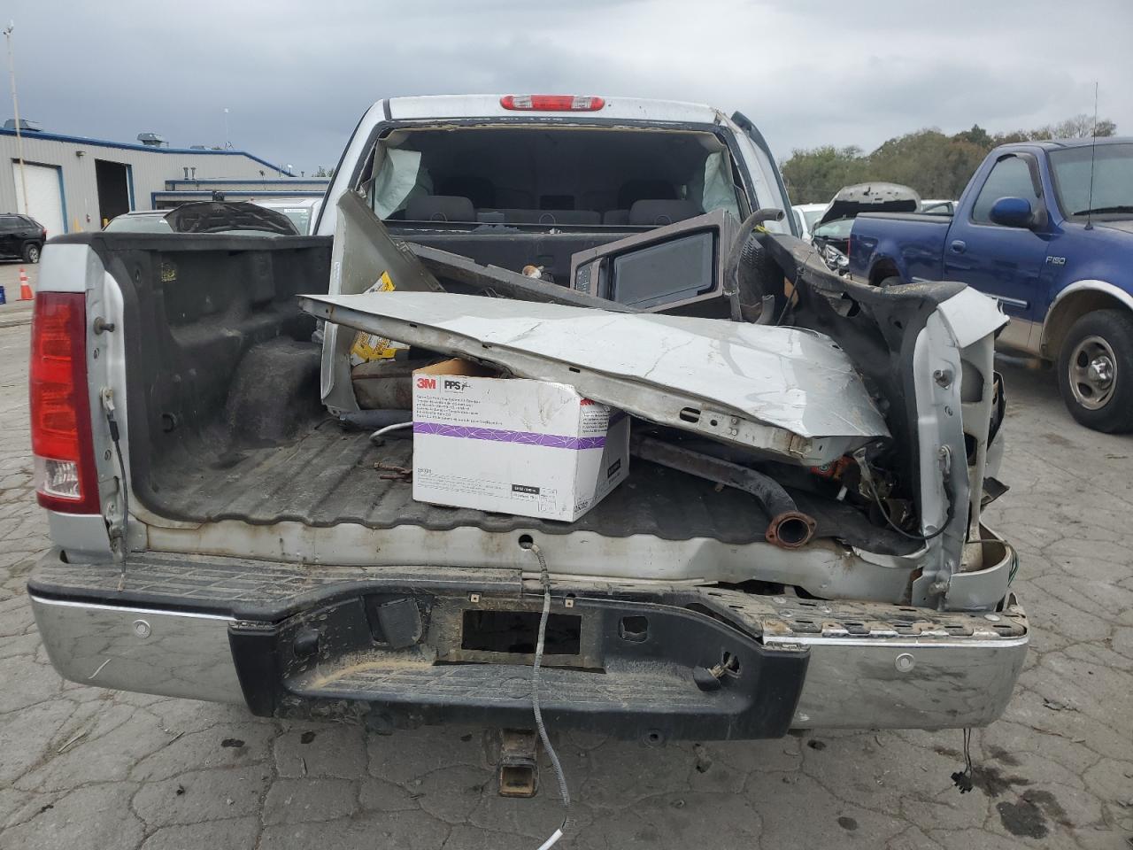 2013 GMC Sierra - Image 6