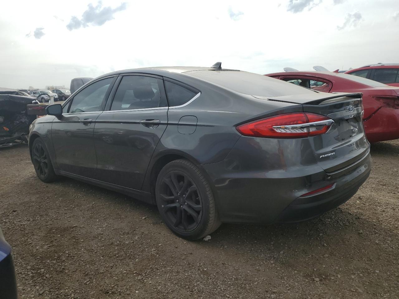 2019 Ford Fusion - Image 2
