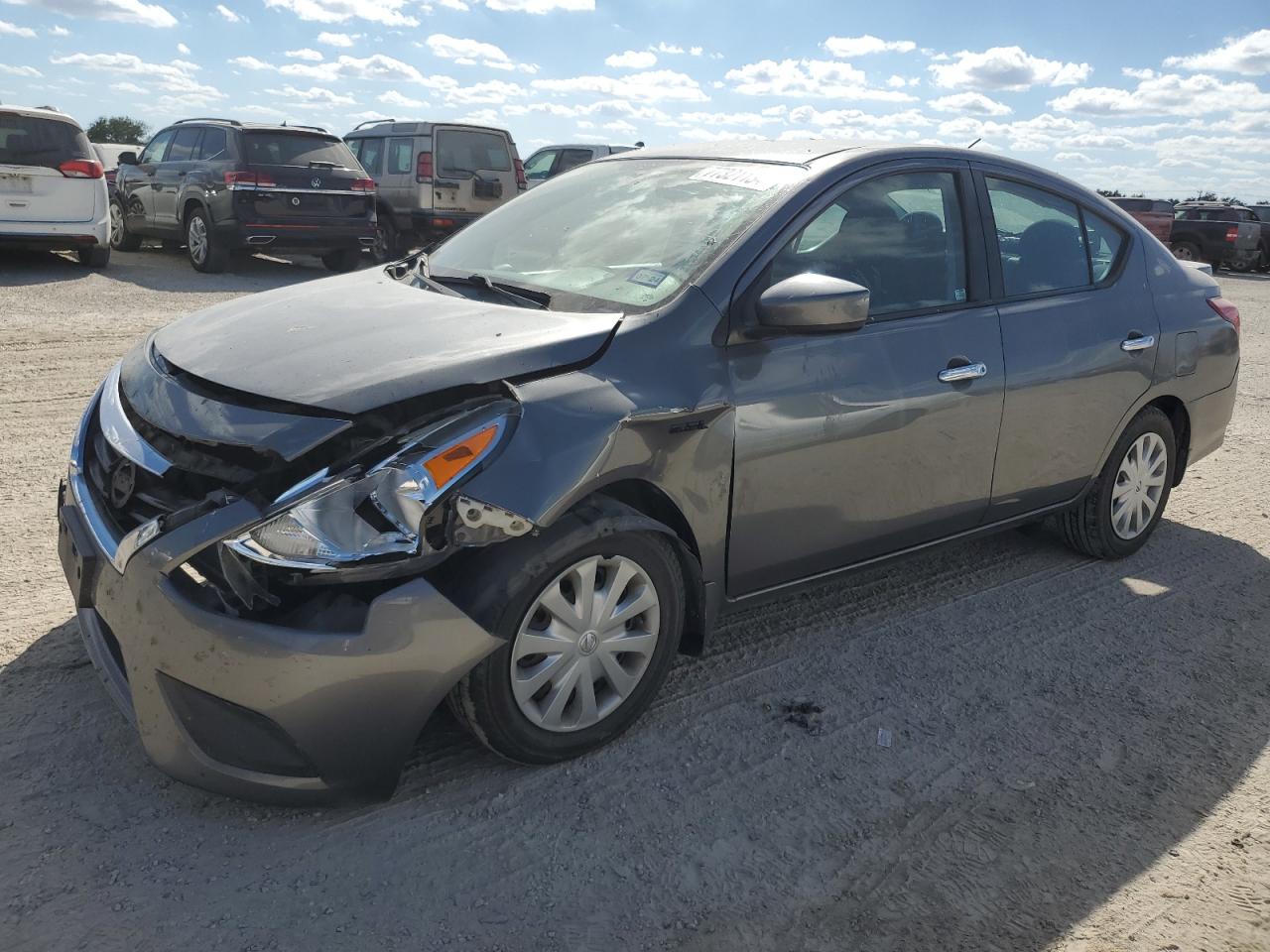 VIN 3N1CN7AP9GL820824 2016 NISSAN VERSA no.1