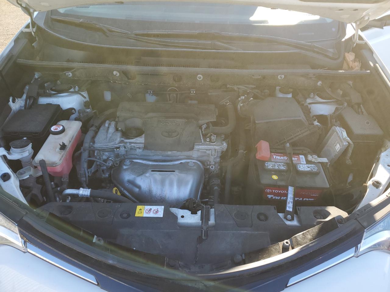 2017 Toyota RAV 4 - Image 11