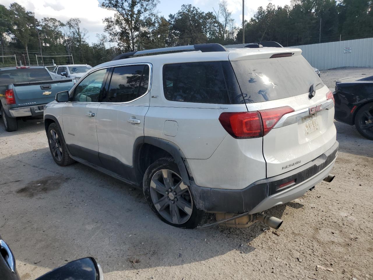 2018 GMC Acadia - Image 2