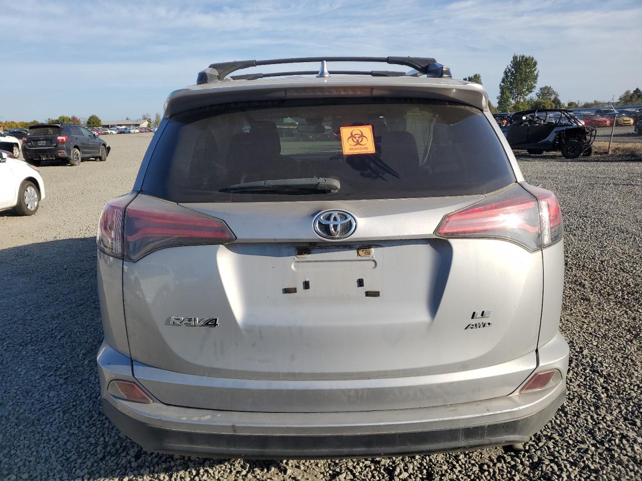 2018 Toyota RAV 4 - Image 6