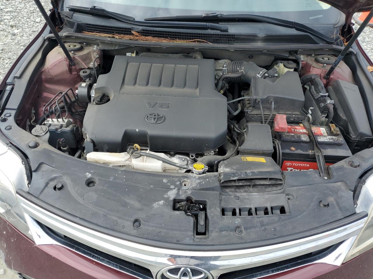 2015 Toyota Avalon - Image 12