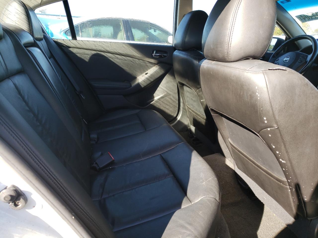 2012 Nissan Altima - Image 10