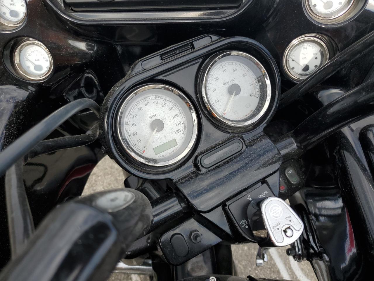 2010 Harley-Davidson Fltrx VIN: 1HD1KH41XAB636753 Lot: 73745634