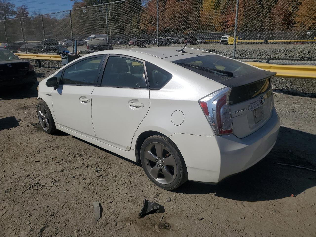 VIN JTDKN3DU0D1645496 2013 TOYOTA PRIUS no.2