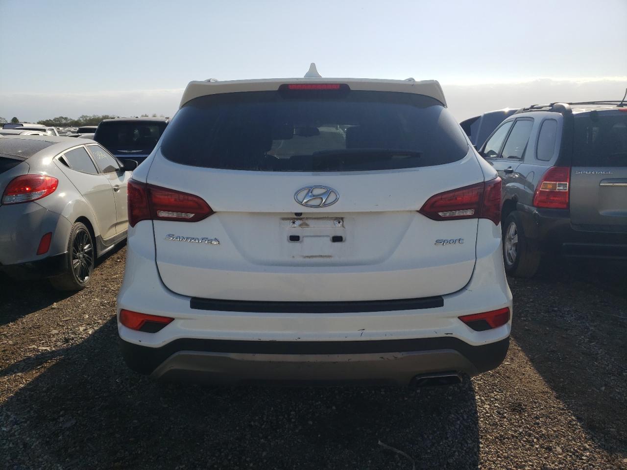 5NMZU3LB3JH063556 2018 Hyundai Santa Fe Sport