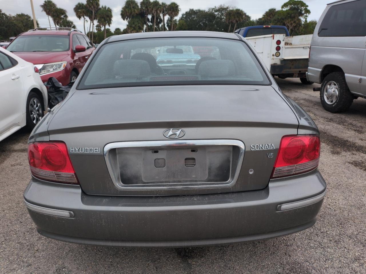 KMHWF35HX3A866677 2003 Hyundai Sonata Gls