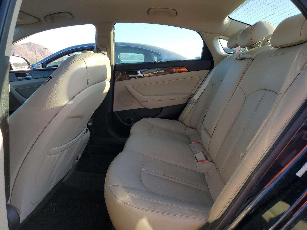 2017 Hyundai Sonata - Image 10