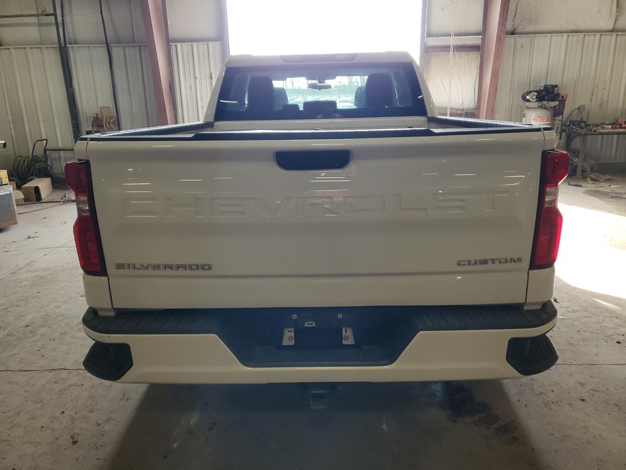 2021 Chevrolet Silverado K1500 Custom VIN: 1GCRYBEH9MZ122853 Lot: 75997394