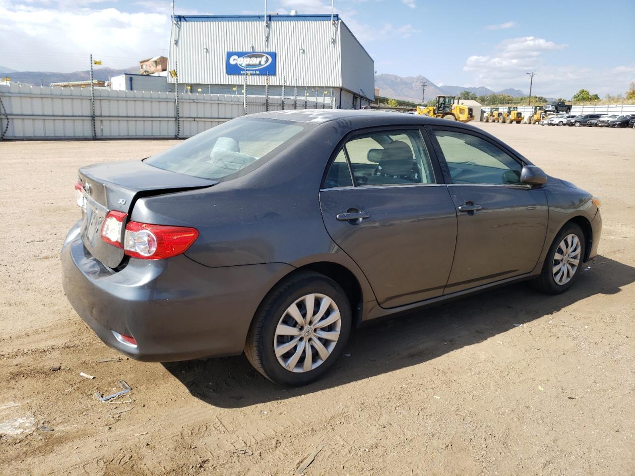 VIN 2T1BU4EE6DC028146 2013 TOYOTA COROLLA no.3