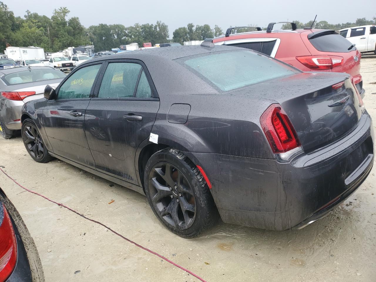2021 Chrysler 300 - Image 2