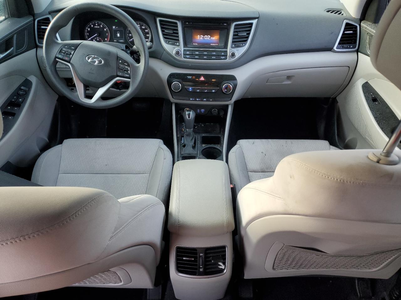 2017 Hyundai Tucson - Image 8