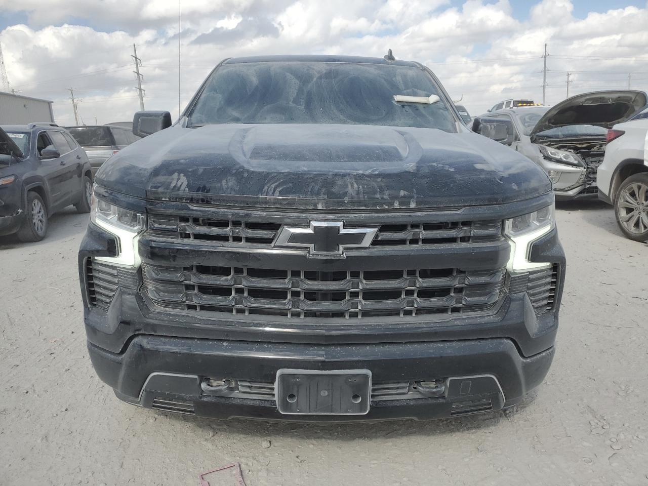 2023 Chevrolet Silverado - Image 5