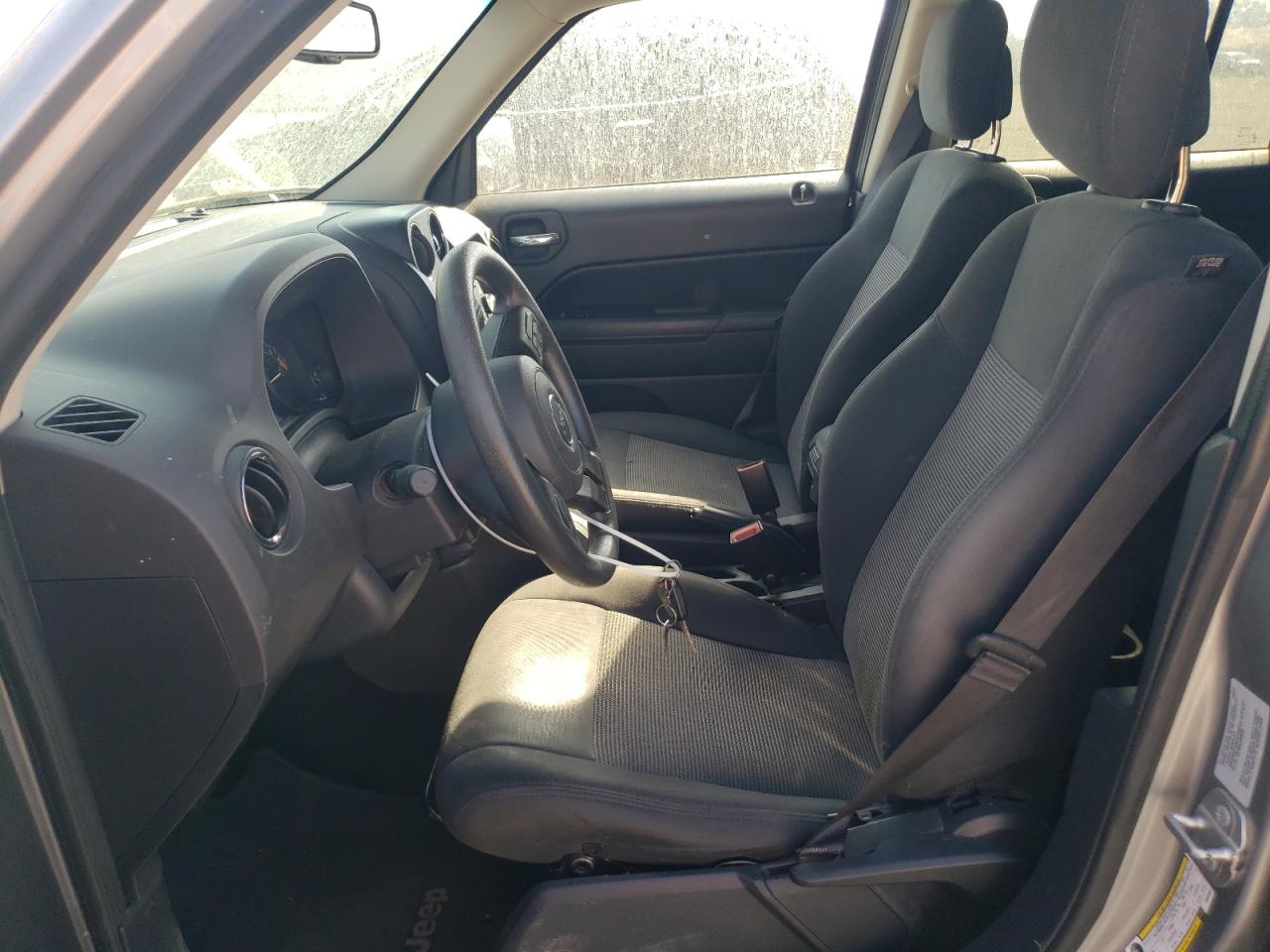 2016 Jeep Liberty (Patriot) - Image 7