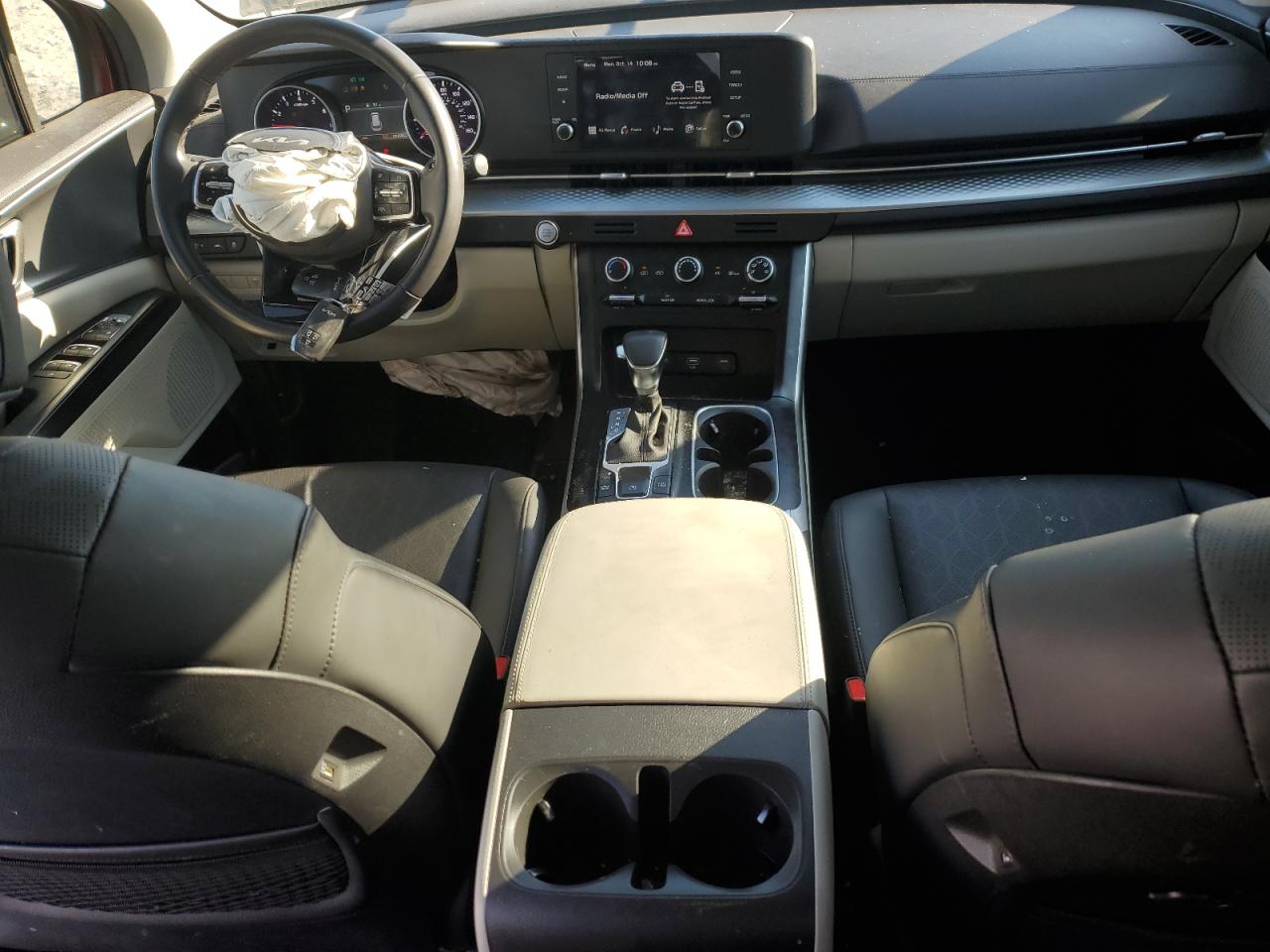 2024 Kia Carnival - Image 8