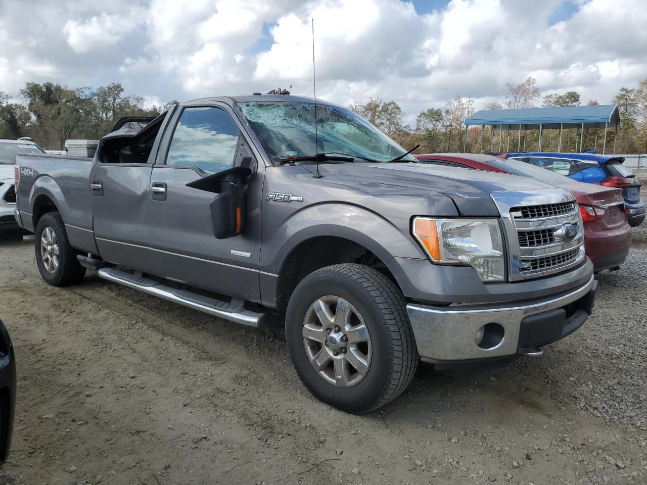 VIN 1FTFW1ET5DKG02517 2013 FORD F-150 no.4