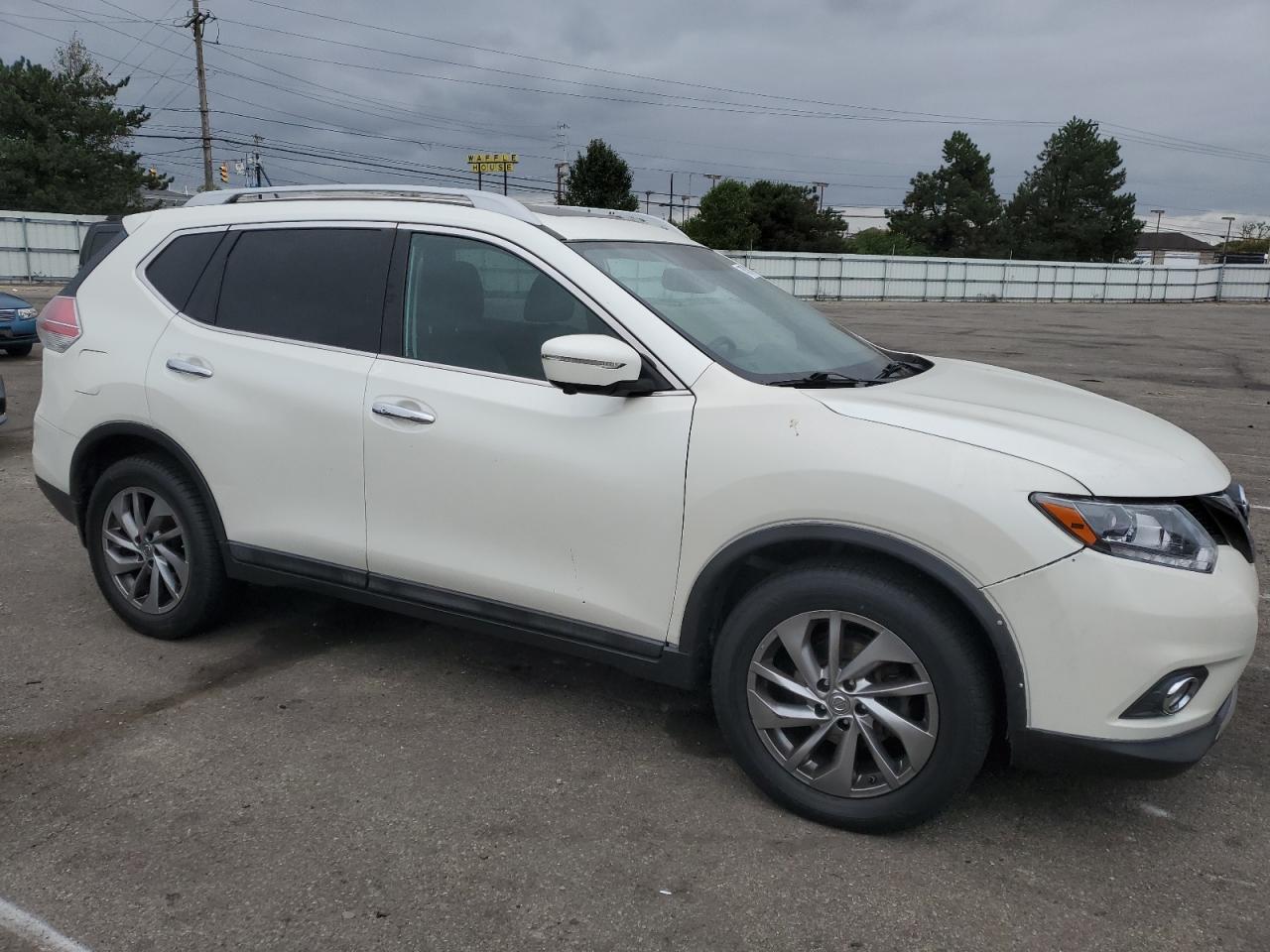 2015 Nissan Rogue S VIN: 5N1AT2MV3FC847532 Lot: 74571144