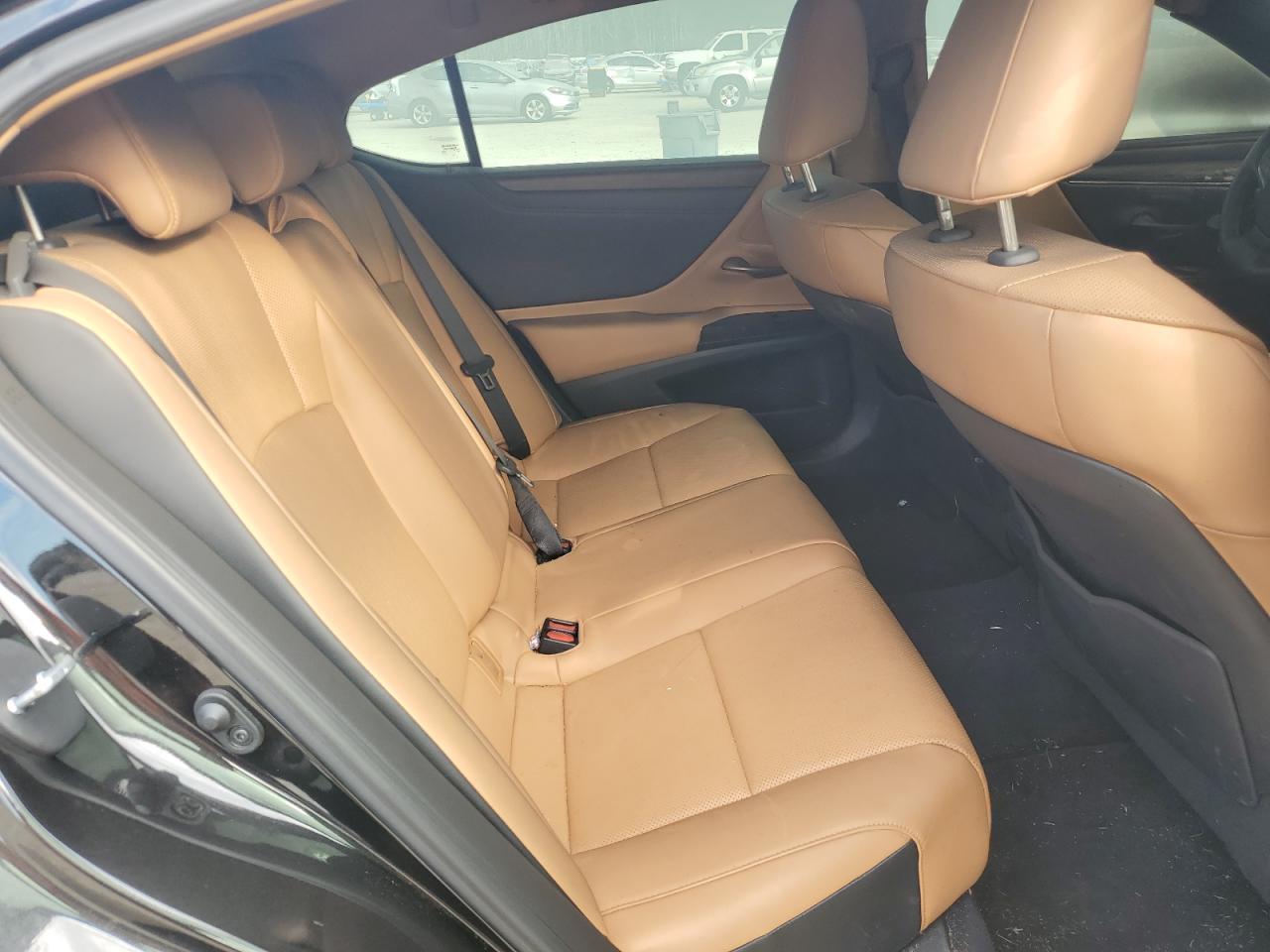 2024 Lexus ES - Image 10