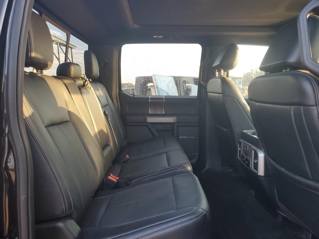 2022 Ford F250 - Image 10