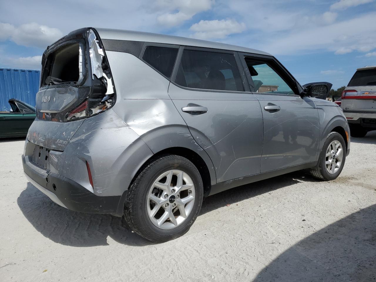 2023 Kia Soul - Image 3