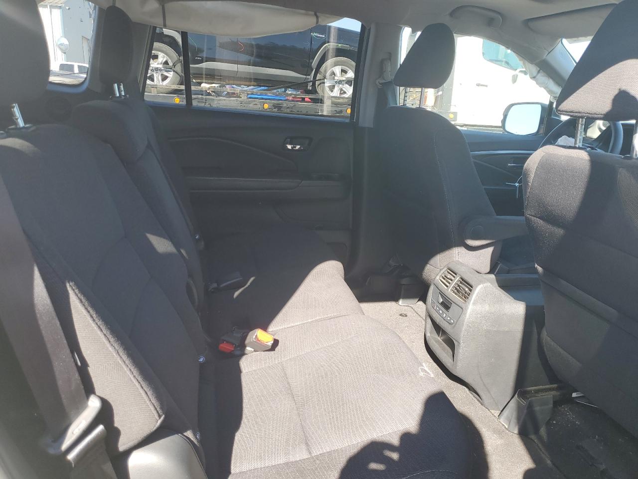 2017 Honda Pilot - Image 11