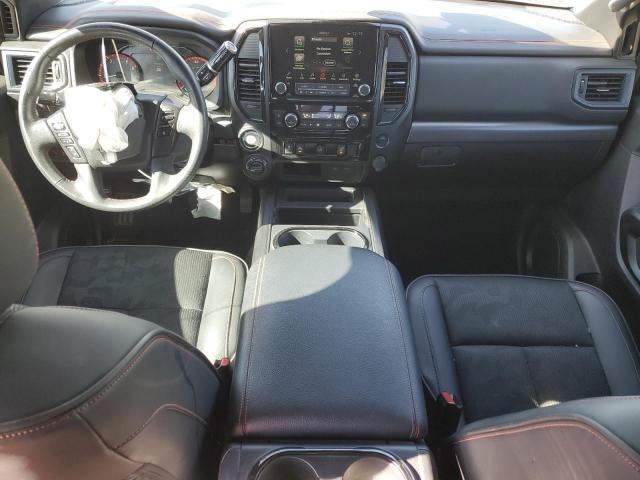  NISSAN TITAN 2021 Granatowy