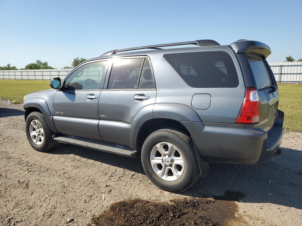 2008 Toyota 4Runner - Image 2