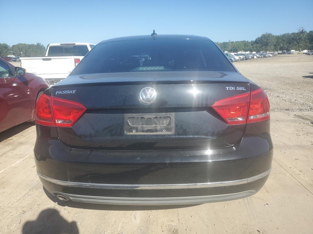 2013 Volkswagen Passat Sel VIN: 1VWCN7A33DC037058 Lot: 73479894