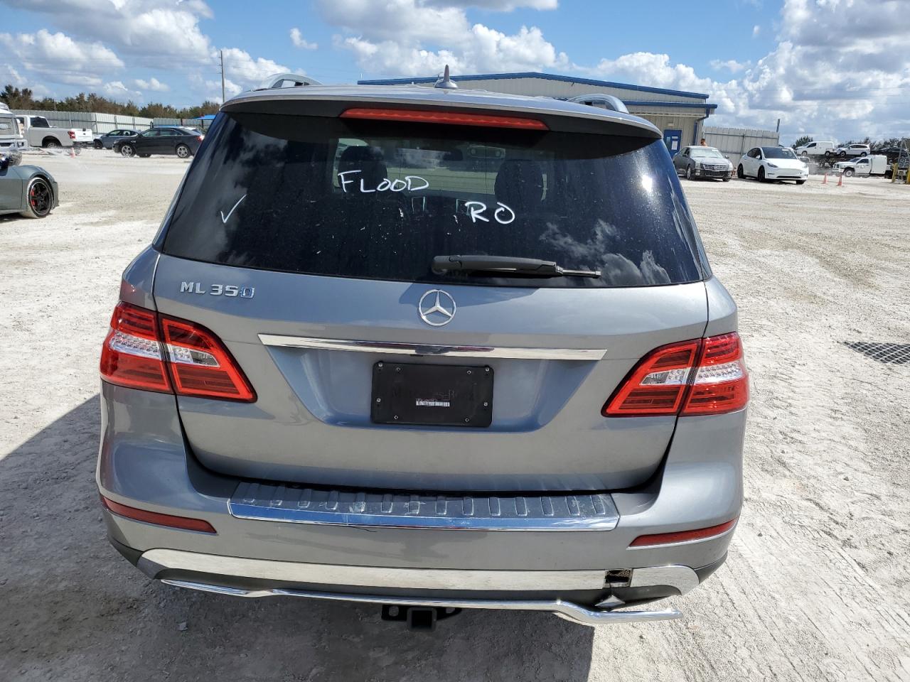 2015 Mercedes-Benz Ml 350 VIN: 4JGDA5JB2FA604823 Lot: 77279294