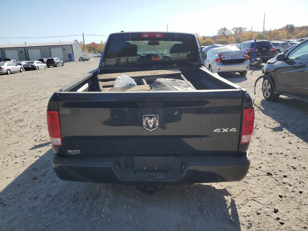 2019 Ram 1500 Classic Tradesman VIN: 1C6RR7FG6KS502505 Lot: 76672174