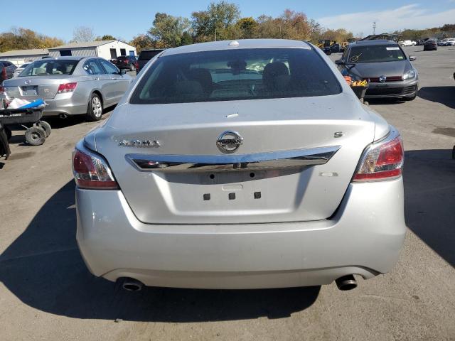  NISSAN ALTIMA 2015 Серебристый