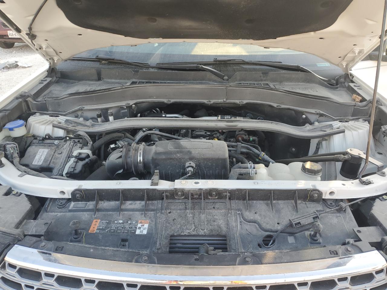 2021 Ford Explorer - Image 12