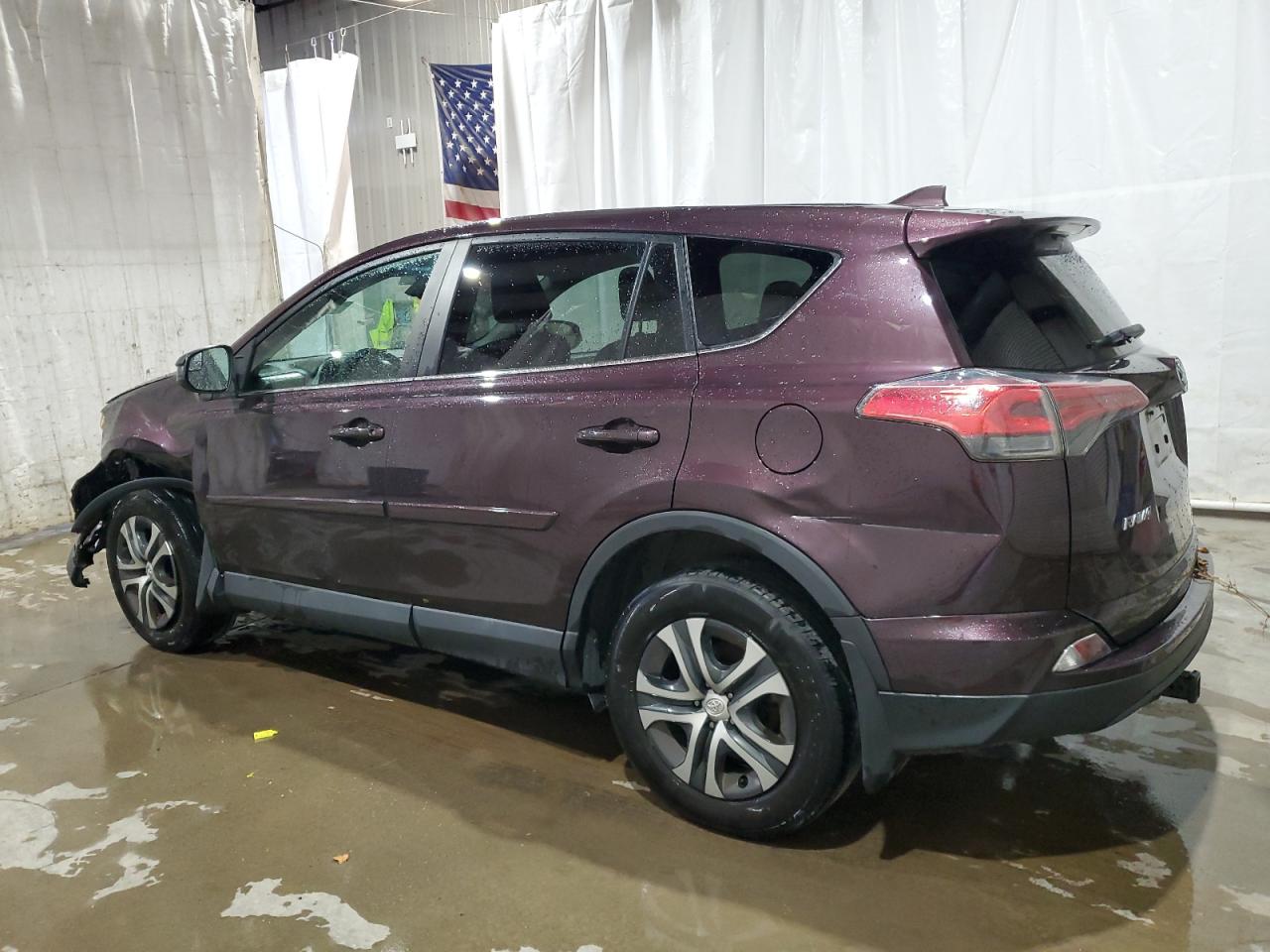 2T3BFREV2JW832257 2018 TOYOTA RAV 4 - Image 2