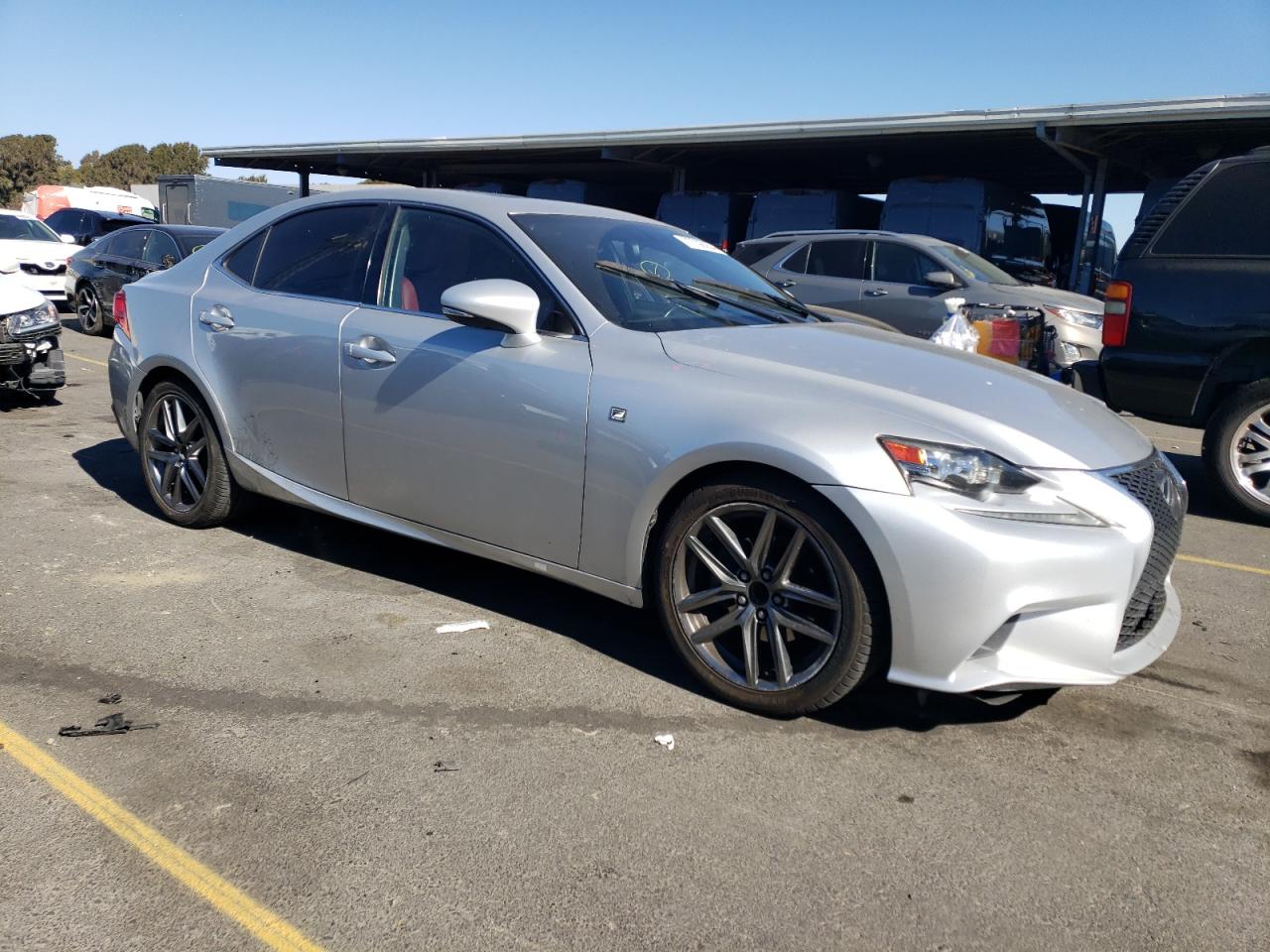 2015 Lexus IS - Image 4