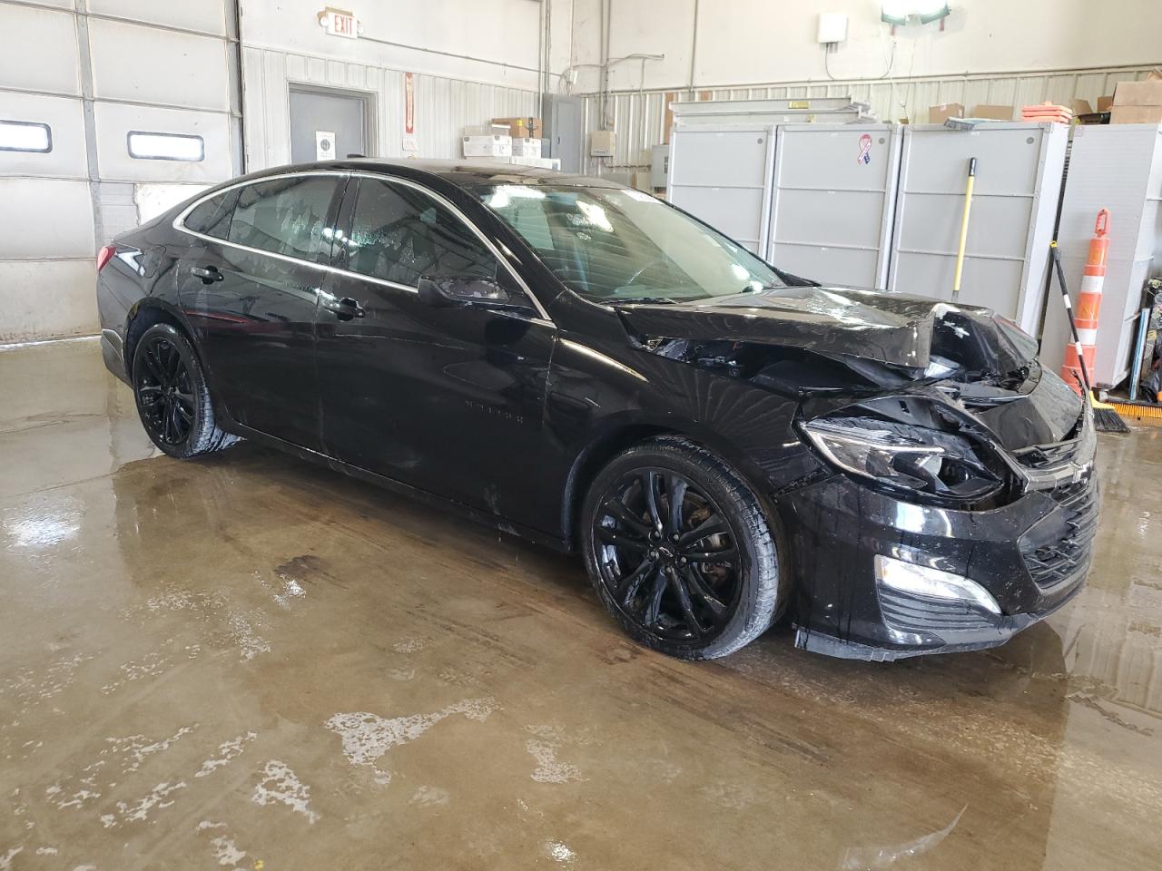2021 Chevrolet Malibu - Image 4