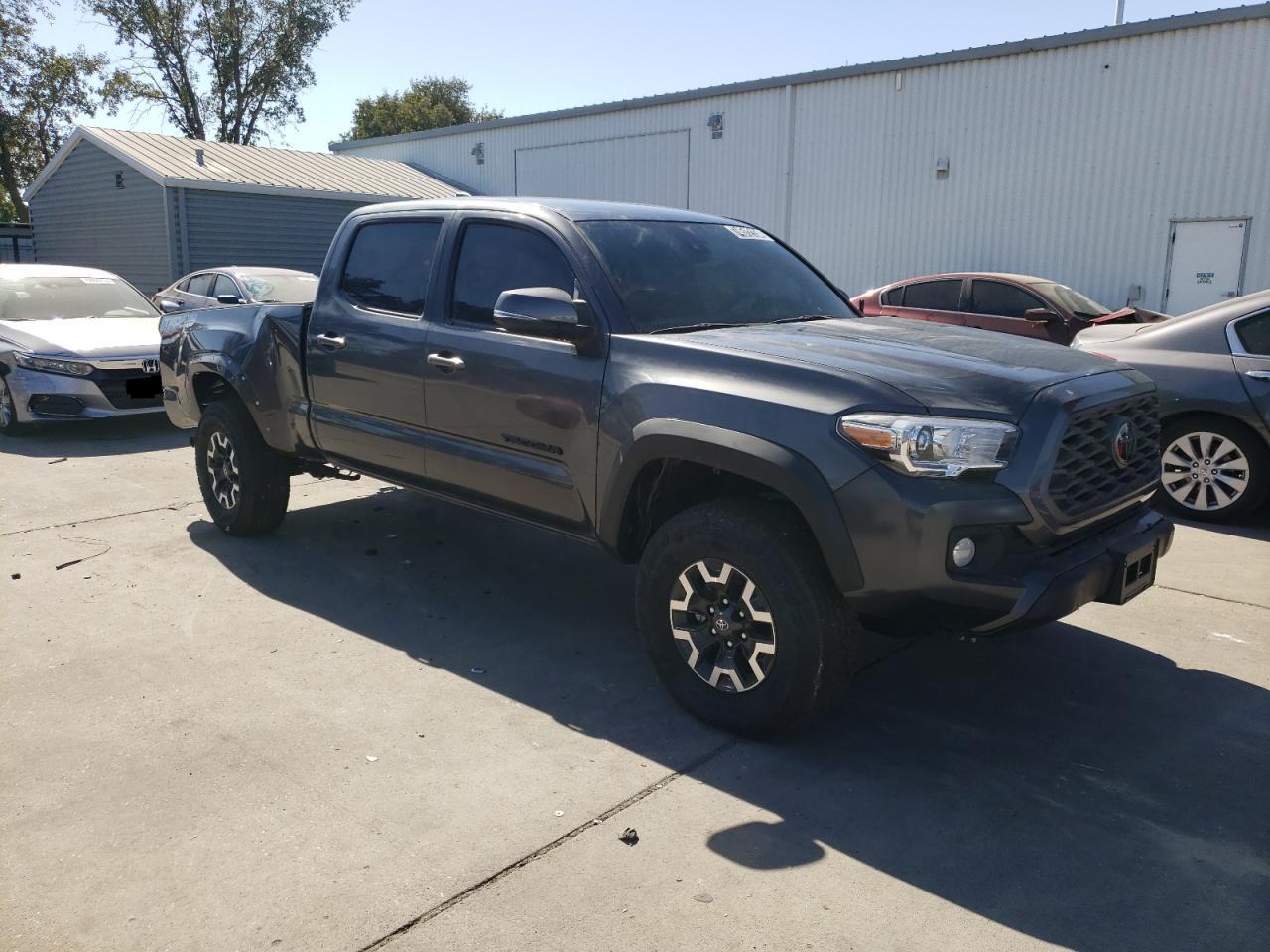 2022 Toyota Tacoma - Image 4