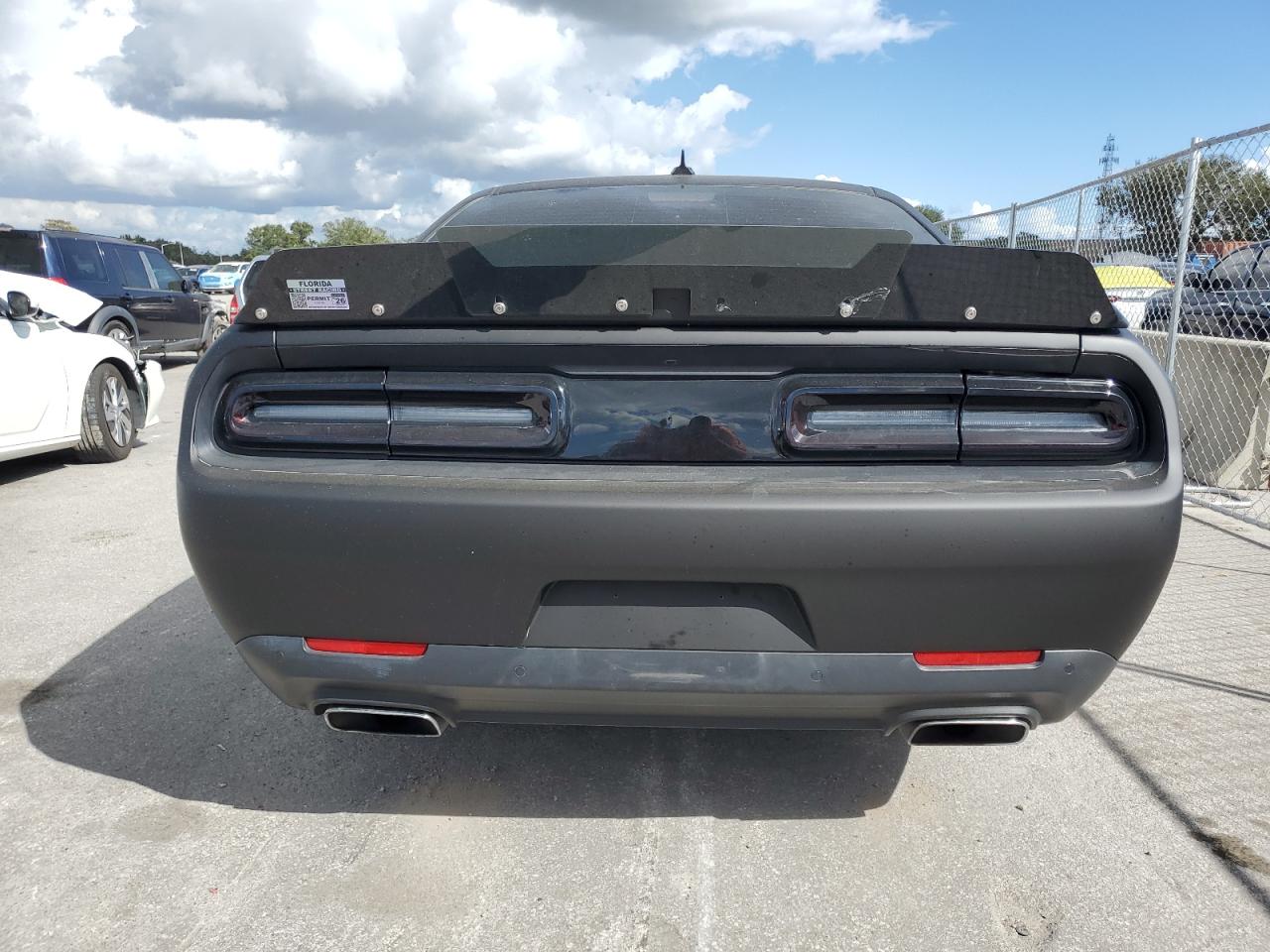 2019 Dodge Challenger - Image 6