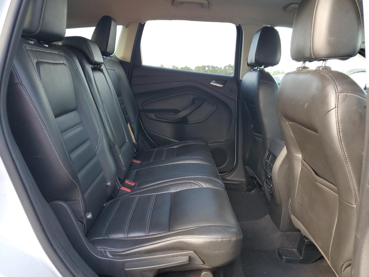 2017 Ford Escape - Image 11