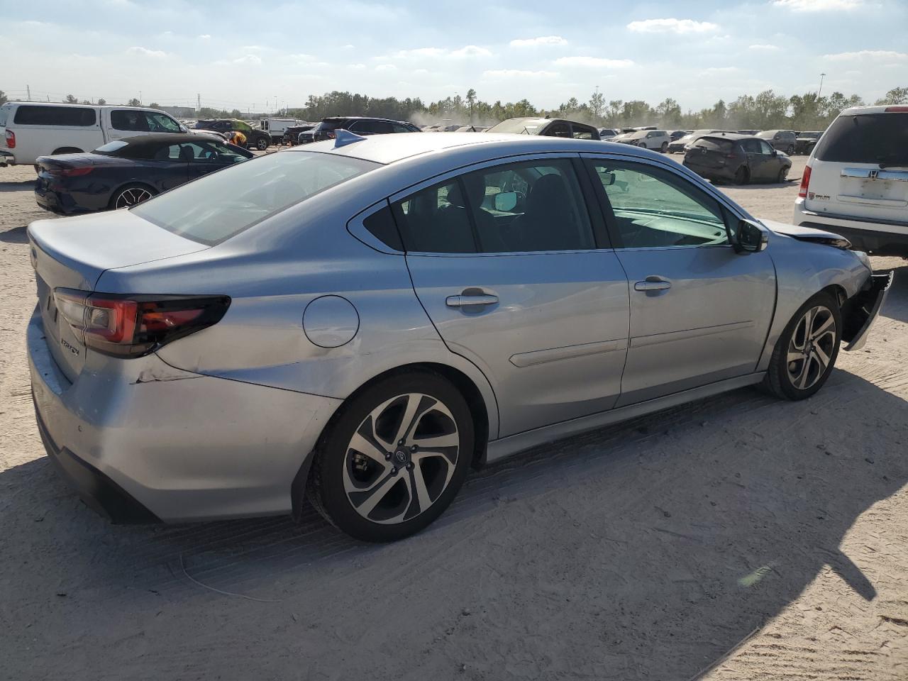 2022 Subaru Legacy - Image 3