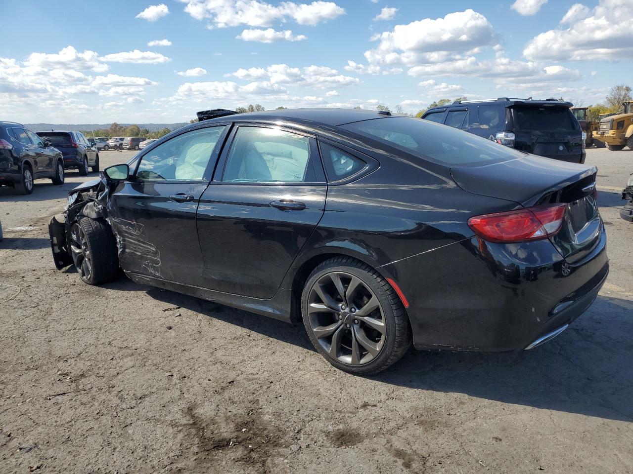 2015 Chrysler 200 S VIN: 1C3CCCBG0FN527679 Lot: 74359114