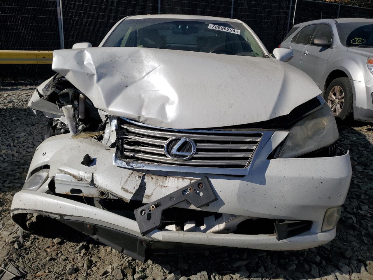 2011 Lexus ES - Image 5
