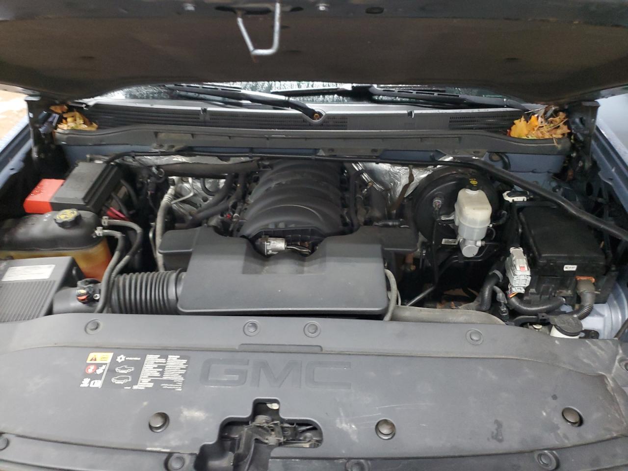 2015 GMC Sierra - Image 11