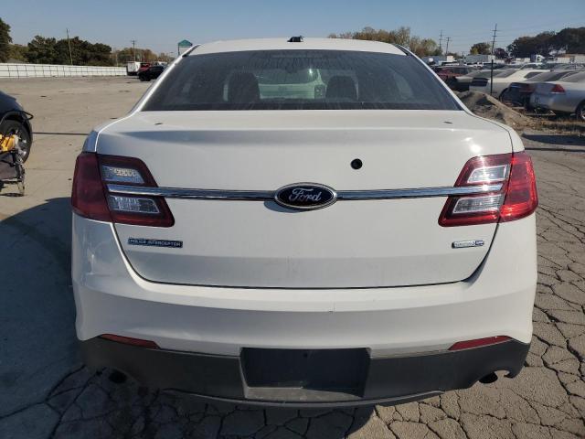  FORD TAURUS 2015 Белый