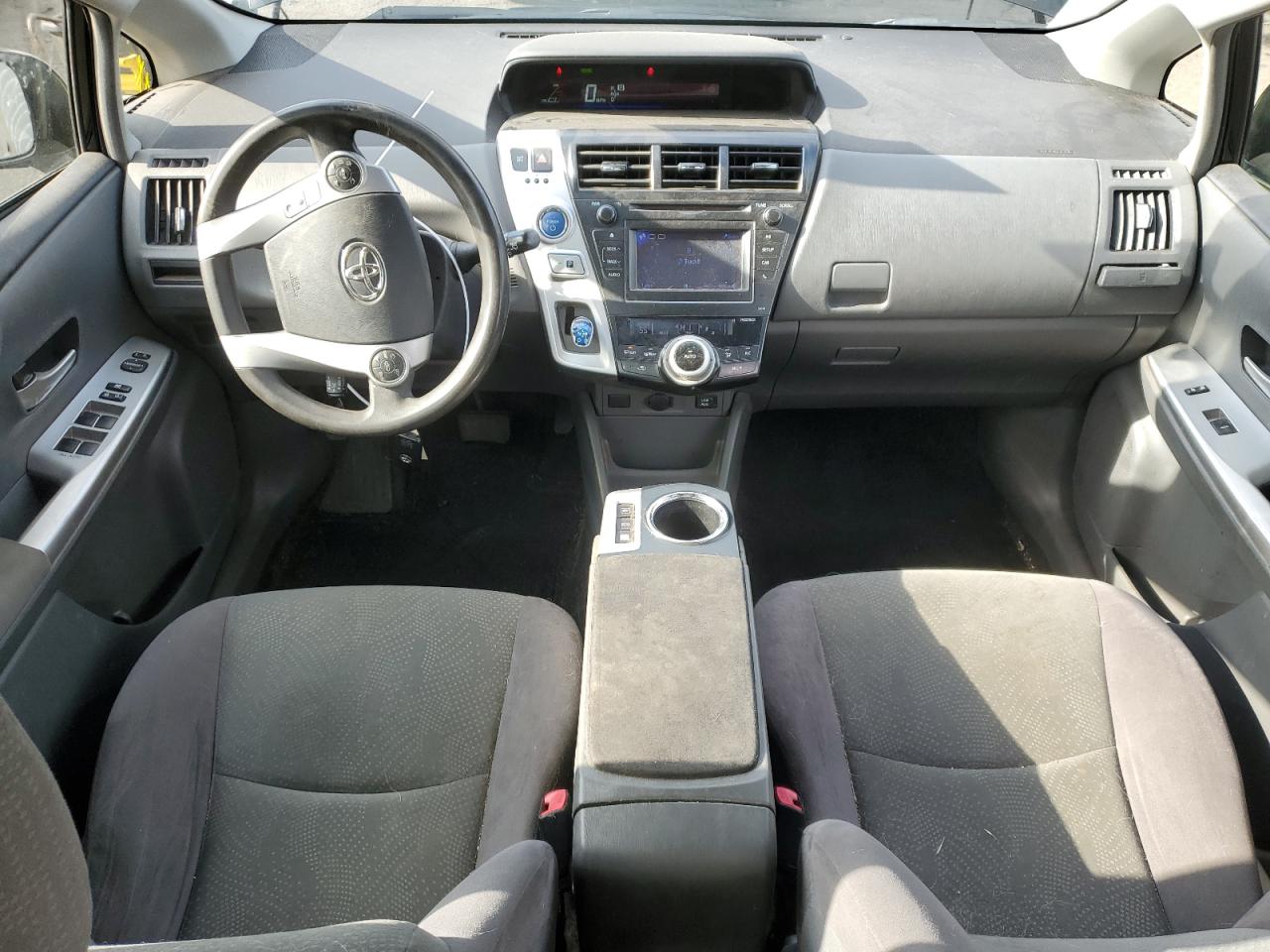 2014 Toyota Prius - Image 8