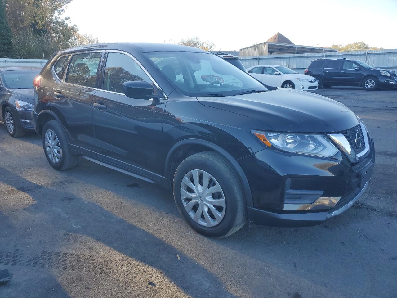 2020 Nissan Rogue - Image 4