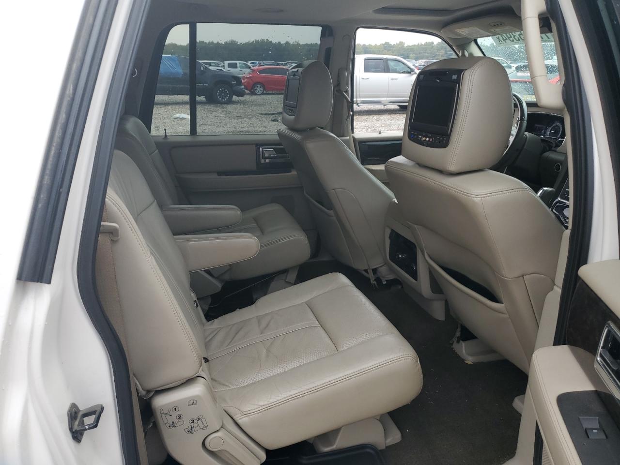 2015 Lincoln Navigator L VIN: 5LMJJ3HT1FEJ03496 Lot: 77615394